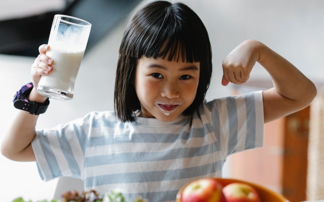 How Parents and Nannies Can Encourage Healthy Eating Habits