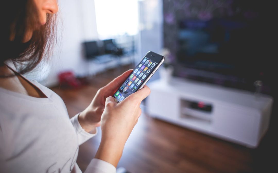 Doomscrolling: How Parents and Nannies Can Cut Back